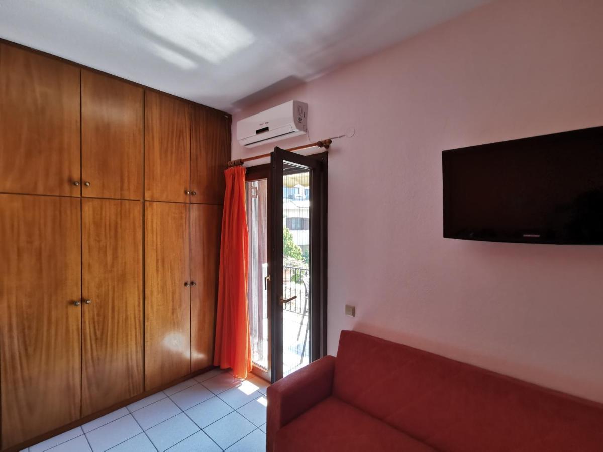 Marinos Aparts Aparthotel Szívota Kültér fotó